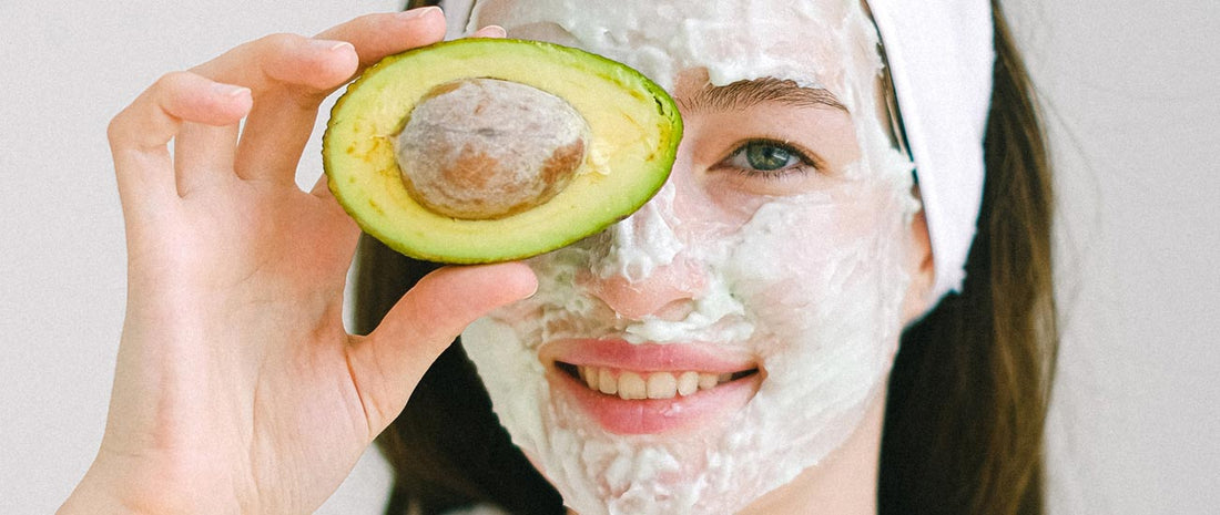 DIY Super Avocado Facial Scrubbing Mask