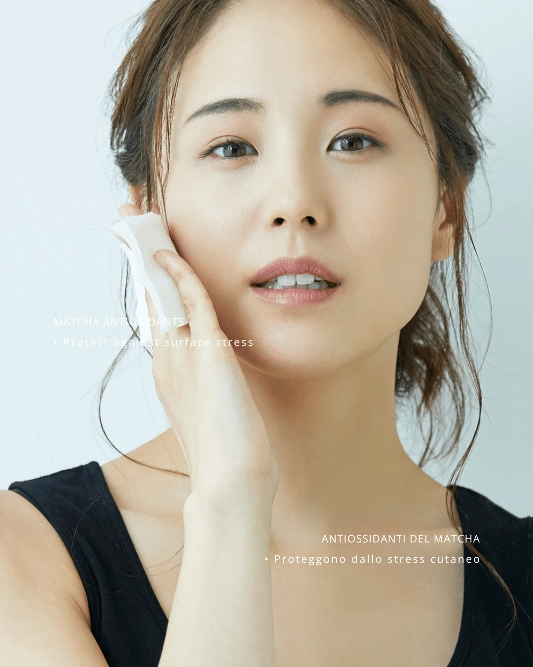 Rose e ibisco con tonico viso alla niacinamide per pelli secche