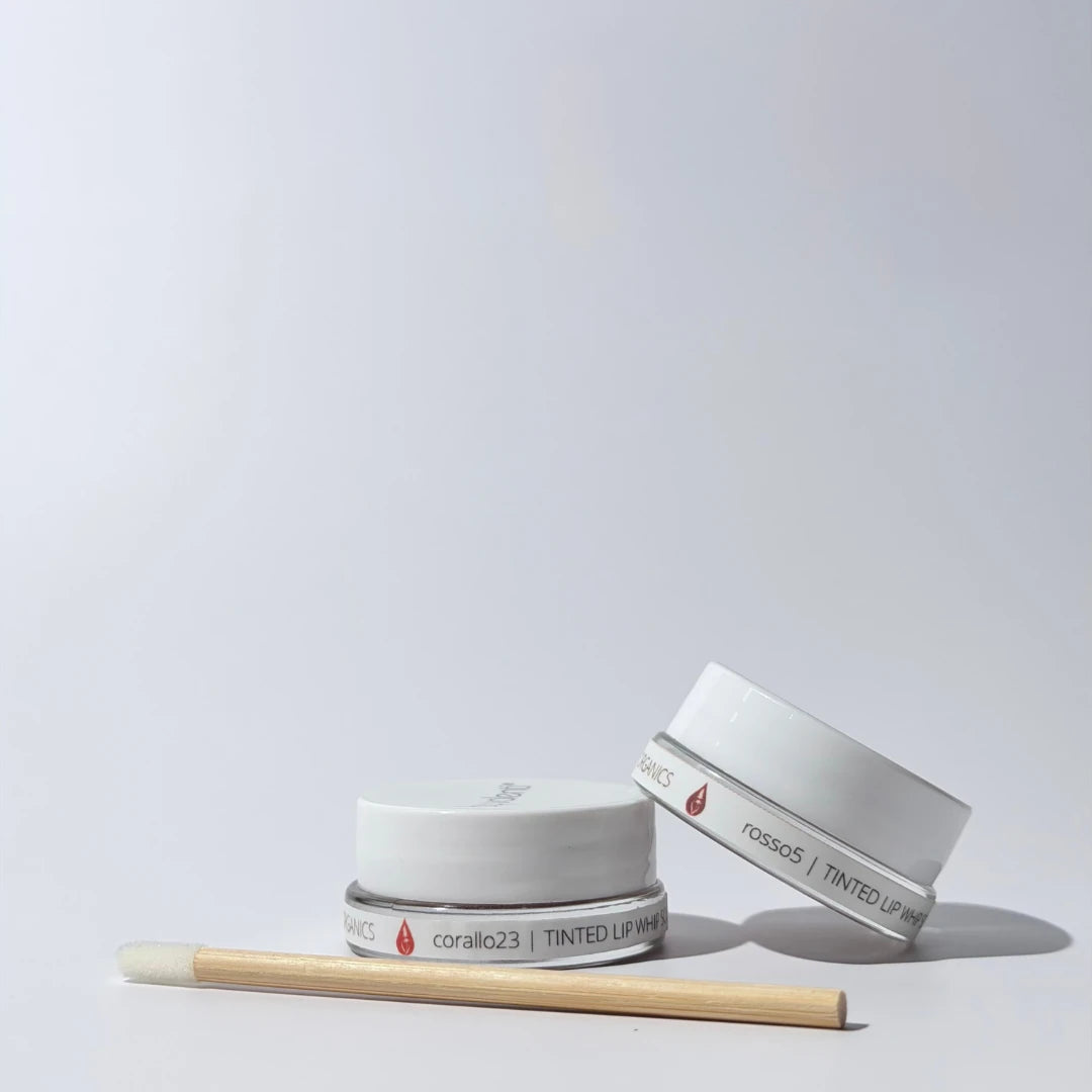 Soufflé di frusta per labbra colorato